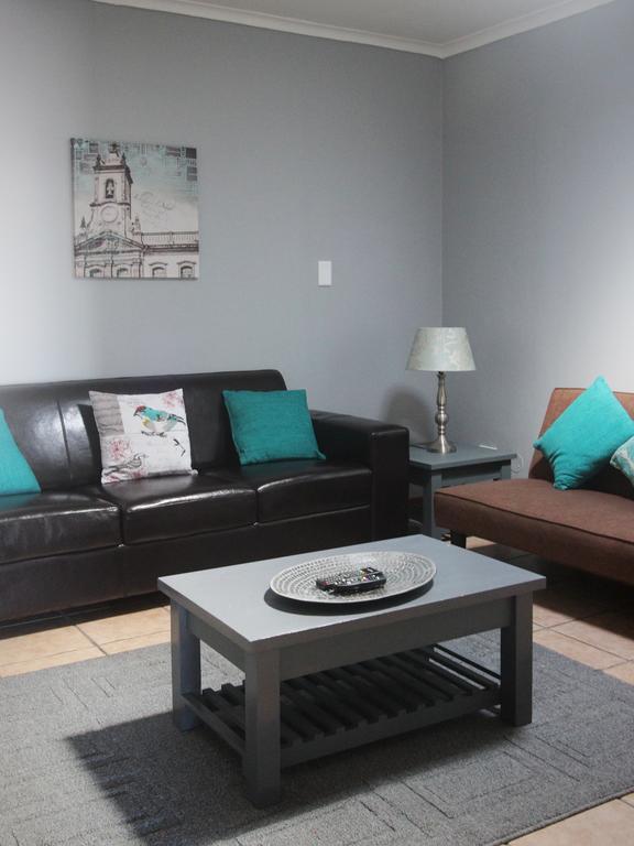 Smithland Guest Apartments Cape Town Bellville Ngoại thất bức ảnh