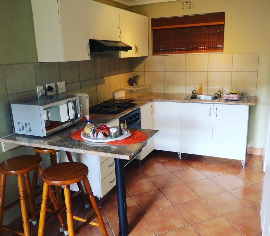 Smithland Guest Apartments Cape Town Bellville Ngoại thất bức ảnh